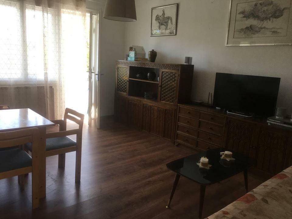 Double M City Center Apartments Skopje Eksteriør bilde